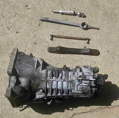 宝马 E30 Getrag 240 手动变速器原始设备制造商 2400049090 318i 318is M42 1.8 — 第 1/4 张图片