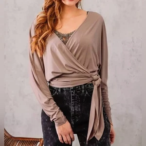 NWT Anthropologie Willow & Root Surplice Side Tie Top in Antler, Size Medium - Picture 1 of 7