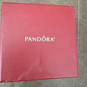 PANDORA 2018 RADIO CITY MUSIC HALL Charm & Porcelain CHRISTMAS GIFT SET B800997 - Picture 1 of 7