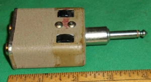 SWITCHCRAFT 811 STEREO 1/4 Inch HEADPHONE/Line In ADAPTER 2 FEMALE TO 1 MALE - Picture 1 of 6