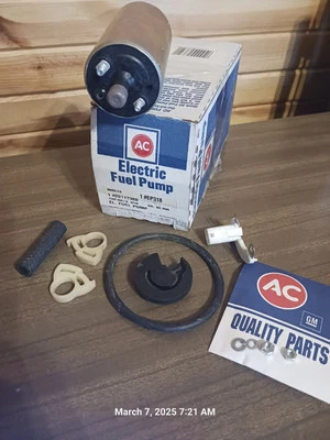 Подлинный электрический топливный насос GM 25117380 AC Delco EP318 в сборе  - Изображение 1 из 4