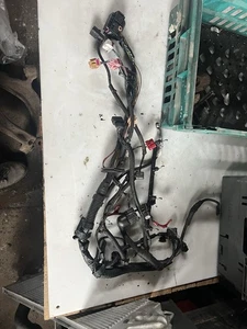 VW T5 TRANSPORTER 2007 1.9 TDI FRONT ENGINE WIRING LOOM - Picture 1 of 12