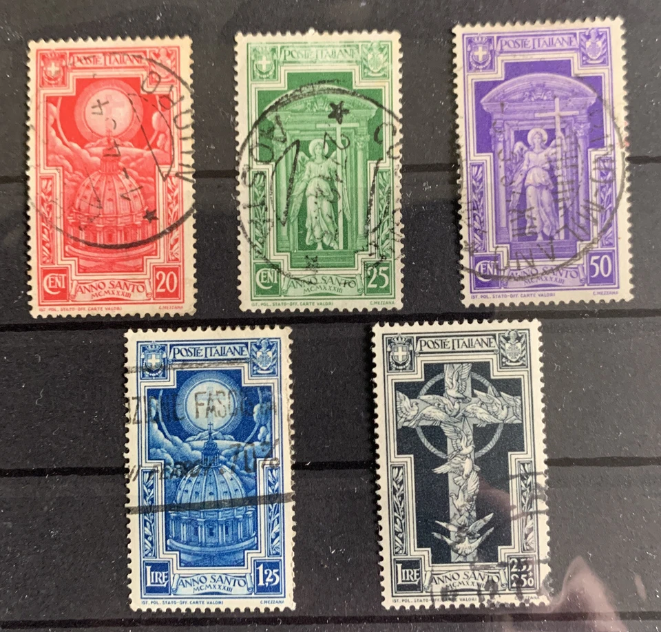 Italy 1933 Holy Year Set Fine Used - Image 1 of 1