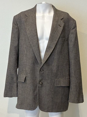 Vintage Stafford Men's Wool/Silk Blazer Sport Coat 46L Tan Houndstooth Plaid - Image 1 of 4