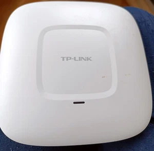 TP-Link EAP110 Auranet 300Mbit/s WLAN-Accesspoint zur Wand- und Deckenmontage - Bild 1 von 3