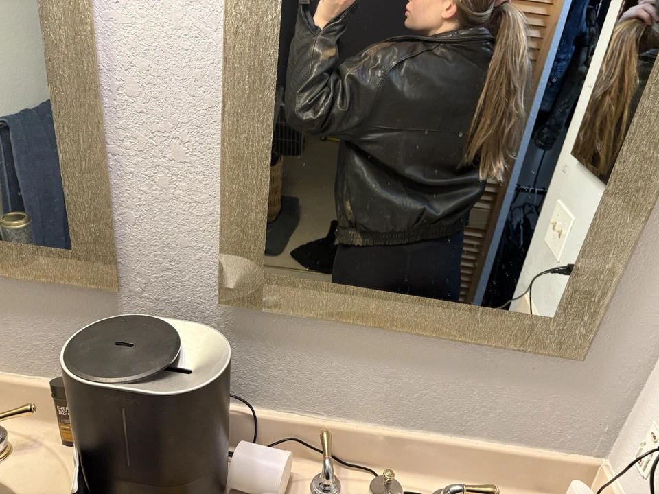 Женская кожаная куртка Christian Dior. (Винтаж) - Изображение 1 из 4