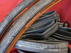 2 Vintage Specialized Turbo Armadillo Tan Wall 700C x 26 mm Wire Bead Tires - Picture 1 of 8