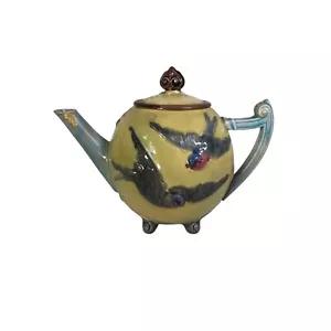 Antica teiera in ceramica maiolica con rondini - Foto 1 di 5