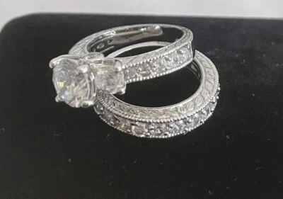 Beautiful Wedding Set Ring Women Band Cubic Zirconia Size 6 - Image 1 of 4