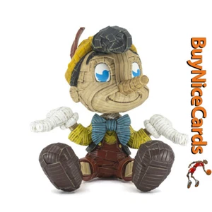 Statua in resina di Pinocchio Thunder Mates "Lying T" di Laurence Vallieres 5,7 pollici /250 - Foto 1 di 4