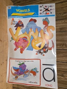 Vintage 1989 VOWELS Bulletin Board Set By Peck Inc. - Picture 1 of 7