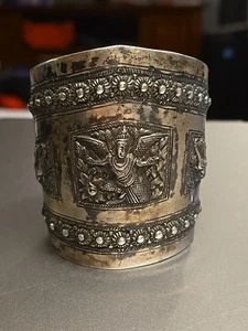 Antik/Vintage große Repousse Buddha Sterling Manschette Armband 2,25" 58+gm - Bild 1 von 8