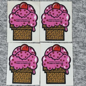Lote de 4 pegatinas rasguños y olfatos cono de helado de cereza años 80 - Imagen 1 de 4