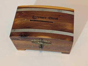 Äsche Mi kleine Vintage 1978 Zedernholz Schatztruhe Schmuckschatulle apx 4x3x3 - Bild 1 von 9