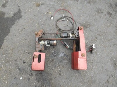 MOPAR 1963 Chrysler 300J lado del conductor 6 vías asiento eléctrico pista 300K 413 ram corto Foto 1 de 4