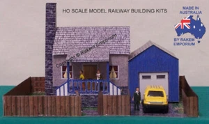 Cottage with Garage and Fences Model Railway Building Kit 1:87 - CG1 - Picture 1 of 3