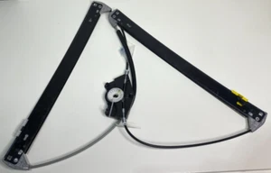 VW TOUAREG FRONT LEFT WINDOW REGULATOR WITHOUT MOTOR 2002-2010 7L0837461 - Picture 1 of 2