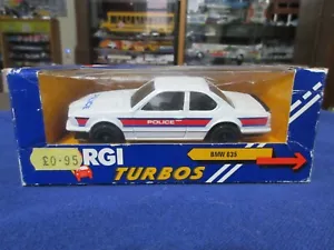 1:43 Corgi Turbos BMW 635 British Police London England - Picture 1 of 8