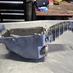 2007 Honda Sportrax 400 Trx400ex 2x4 Airbox Air Intake Filter Box 2 - Picture 1 of 17