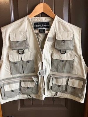 New Field and Stream Fishing Vest with multi-pockets - Large - Image 1 of 4