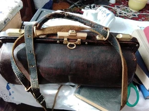 Vintage Leder Tasche Arzttasche Doktortasche Hebammen Tasche Handtasche Retro - Bild 1 von 7
