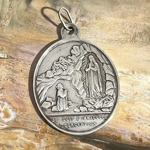 Große alte religiöse Medaille Jungfrau Maria Lourdes Silber Religion Medal - Bild 1 von 2