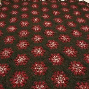 Green And Red Handmade Crocheted Knitted Blanket Throw Afghan 58 X 73 Inches - Picture 1 of 4
