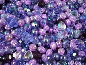 Beads Purple Plastic Mix 100g Craft DIY Jewellery Jewelry Bracelets Earrings - Picture 1 of 2