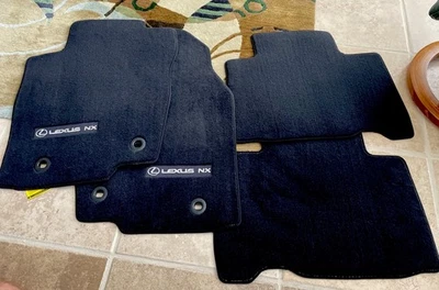 OEM Lexus NX200t NX300 Floor Mats  (2015 - 2021) - Изображение 1 из 4