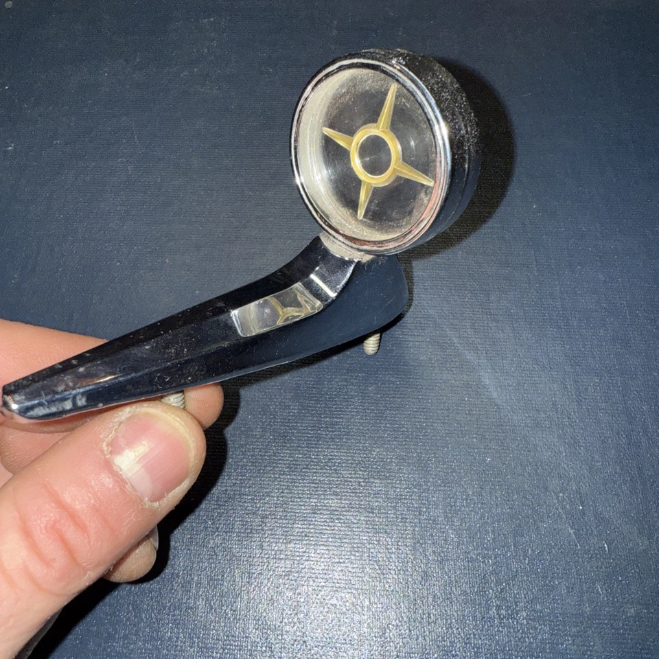 Ford Galaxy 1960 guardabarros adorno superior Foto 1 de 3