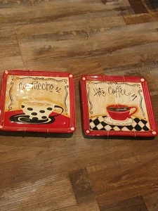 2 zertifizierte internationale Teller mit Wandaufhängern Kaffee Cappuccino eckig - Bild 1 von 6