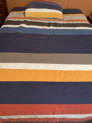 PB Teen Pottery Barn MVP Stripe Quilt & Pillow Sham Twin (64” X 84”) 100% Cotton - Image 1 of 4