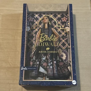 Diwali Anita Dongre Barbie Puppe Neu im Karton - Bild 1 von 2