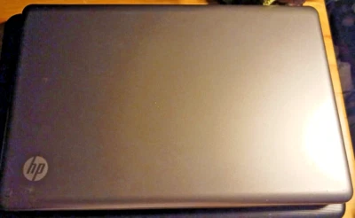 Ноутбук hp 2000-299WM Intel Celeron Windows 7 только на запчасти без шнура - Изображение 1 из 4