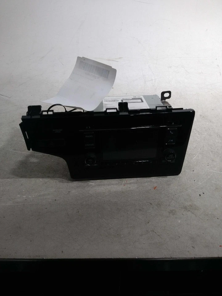 Used Infotainment Display fits: 2016 Honda Fit display and control panel 5.00`` - Image 1 of 4