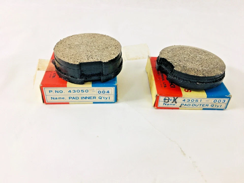 JUEGO PASTILLAS FRENO DELANTERO NUEVO KAWASAKI KZ400A KZ400D Foto 1 de 4