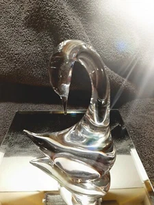 Daum Crystal Swan Sculpture SIGNED - Picture 1 of 6