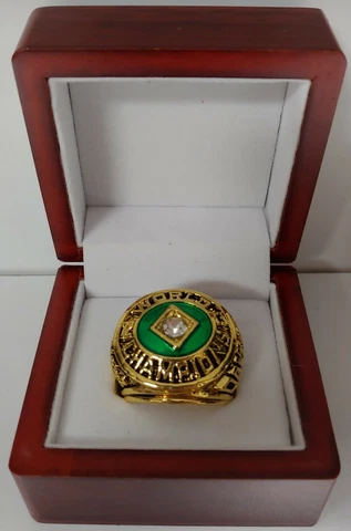 Oakland Athletics - 1973 World Series Ring With Wooden Display Box Cover