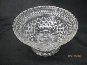 Anchor Hocking Wexford Glass Footed Pedestal Fruit Bowl 6-1/2" Wide x 4-1/4" - Picture 1 of 1