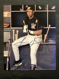 JOSE HERNANDEZ Pittsburgh Pirates signed 8x10 Foto Bild Autogramm Auto - Bild 1 von 2