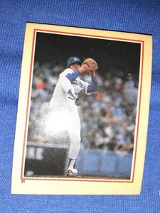 1984 Fleer Star Stickers #81 Fernando Valenzuela NM-MT Dodgers