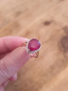 Ruby large 6.6 cts in Gold - Picture 1 of 4