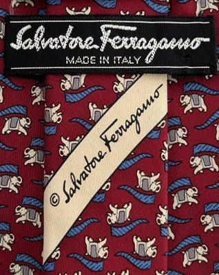 Gravata de seda Salvatore Ferragamo.  100% seda. Autêntico. Excelente estado. - Imagem 1 de 4
