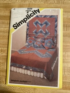 Simplicity 5131, Quilt Patchwork, Pillow, Wall Hanging, Uncut 1981 Pattern - Picture 1 of 4
