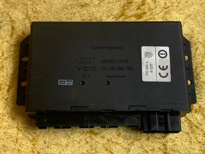 AUDI A6 / 4B Komfortsteuergerät Steuergerät 4B0962258N - Bild 1 von 1