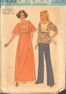SIMPLICITY 7435 Sewing Pattern 7435 JR Teen Dress Top, Size 11/12-13/14, Vintage - Picture 1 of 2