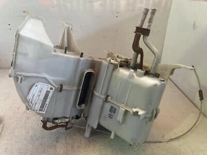 TOYOTA HIACE HEATER CORE/BOX SBV 10/95-02/04 95 96 97 98 99 00 01 02 03 04 - Picture 1 of 8