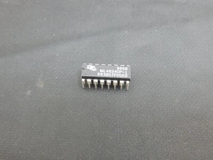 ML ML4824CP-1 IC, PFC/PWM CONTROLLER, 4824, DIP16 - USA SELLER FAST SHIPPING - Picture 1 of 1