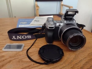 Sony Cyber Shot Digital Camera DSC-H1 5.1 MP , 2SD Cards, New Batteries, Tested - Picture 1 of 11