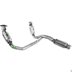 Katalysator , Auspuff , Chevrolet Tahoe Yukon Sierra 5.3L bj. 09-14 20854453 - Picture 1 of 1